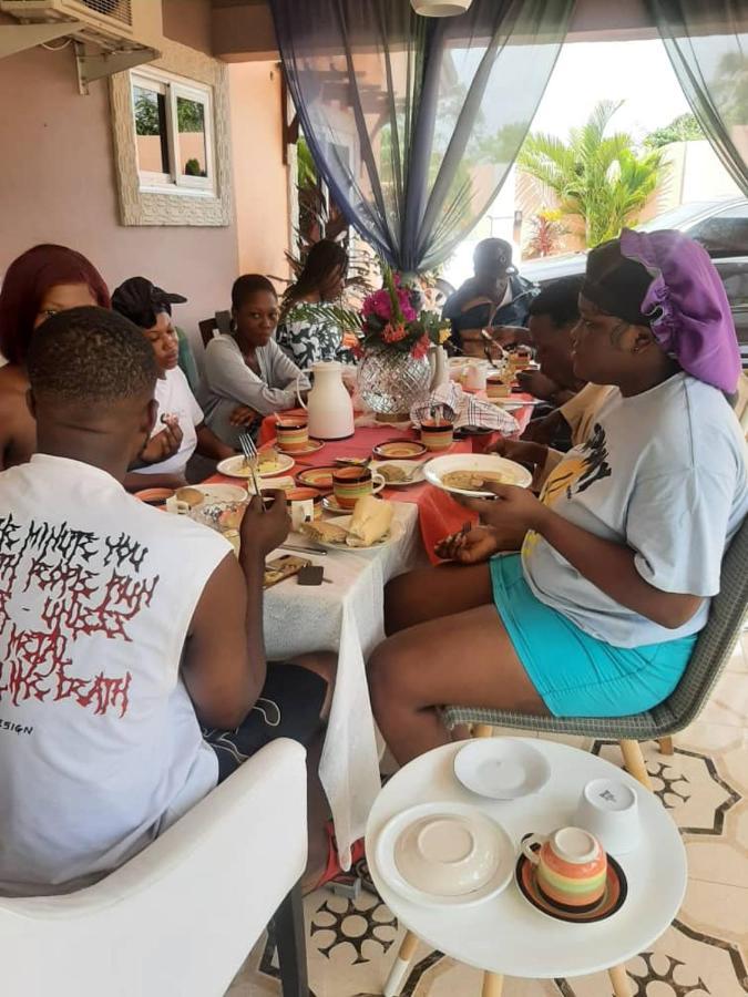 Nana Adu Guest House Koforidua Exteriör bild
